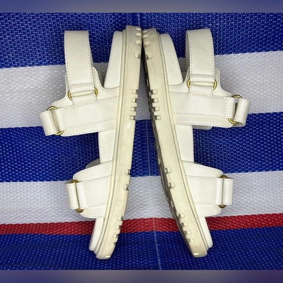 Authentic - Christian Dior DiorAct Sandals - Lambskin - Women’s Gold Shoes EU 41 - Picture 5 of 15